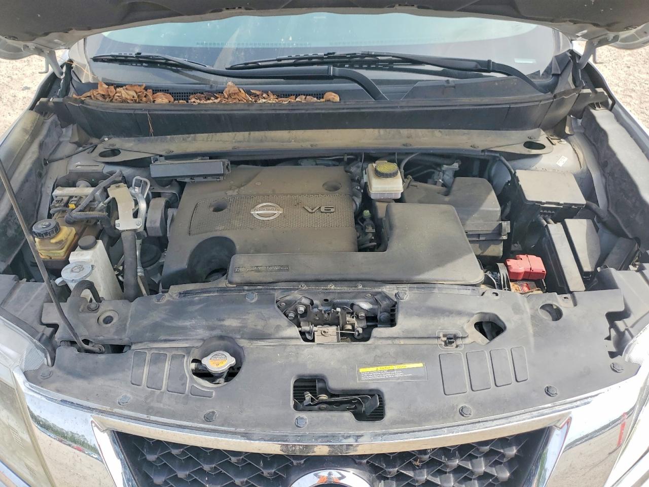 2013 NISSAN PATHFINDER S photo 23