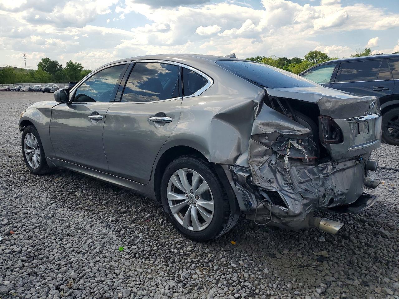 2011 INFINITI M37 X photo 2