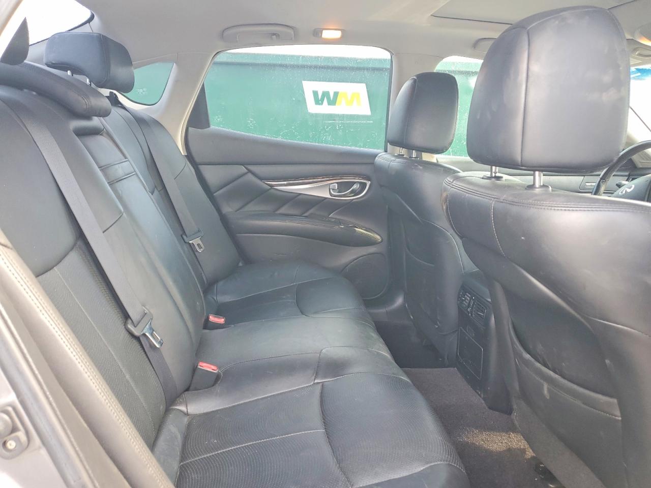 2011 INFINITI M37 X photo 10