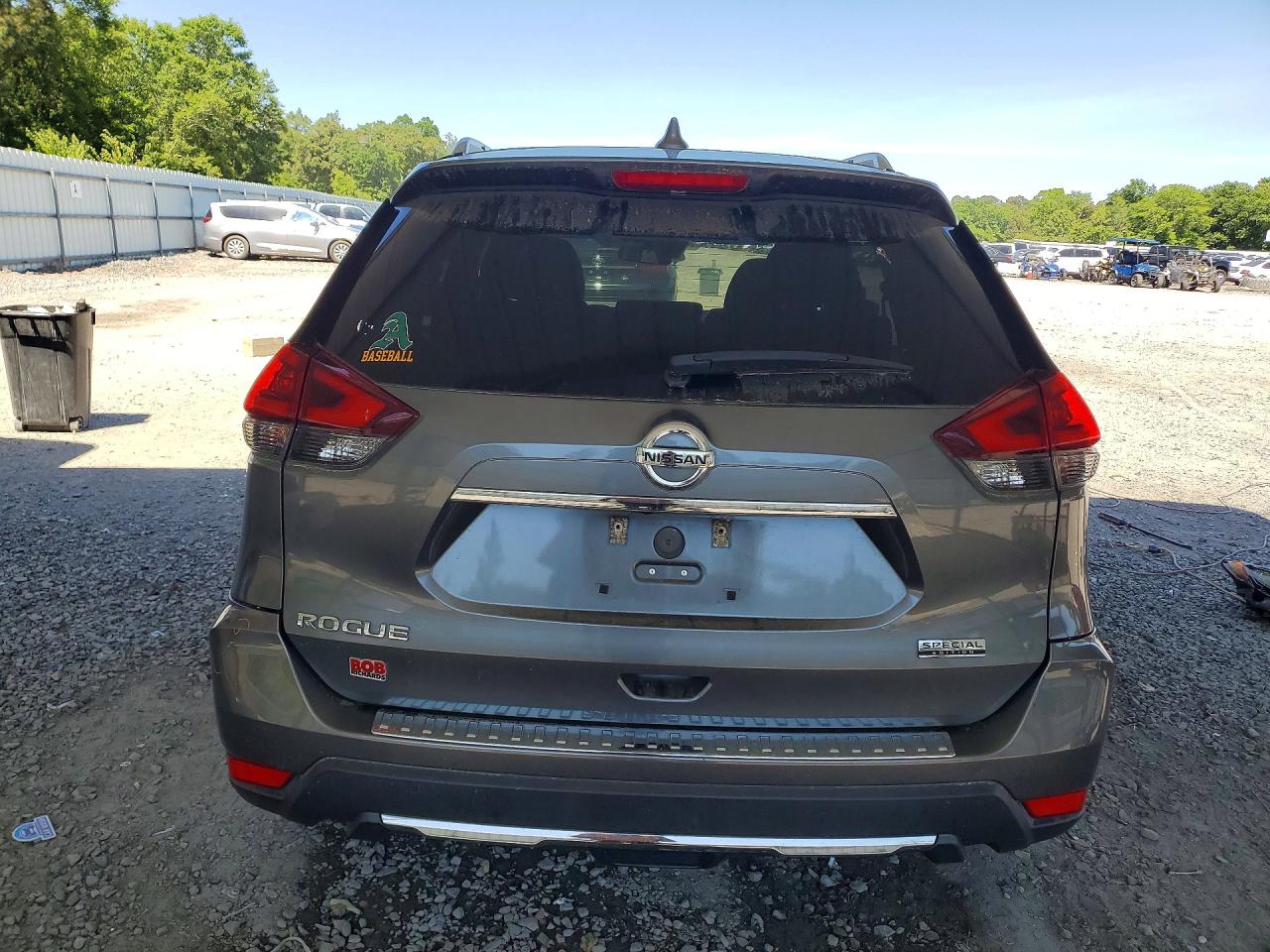 2019 NISSAN ROGUE S photo 16