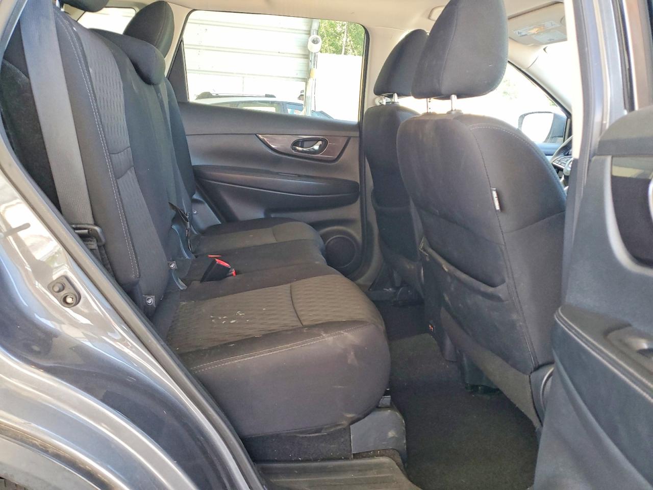 2019 NISSAN ROGUE S photo 31