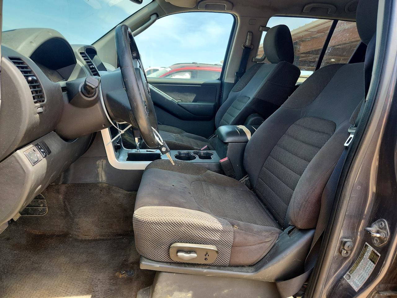 2012 NISSAN PATHFINDER S photo 19