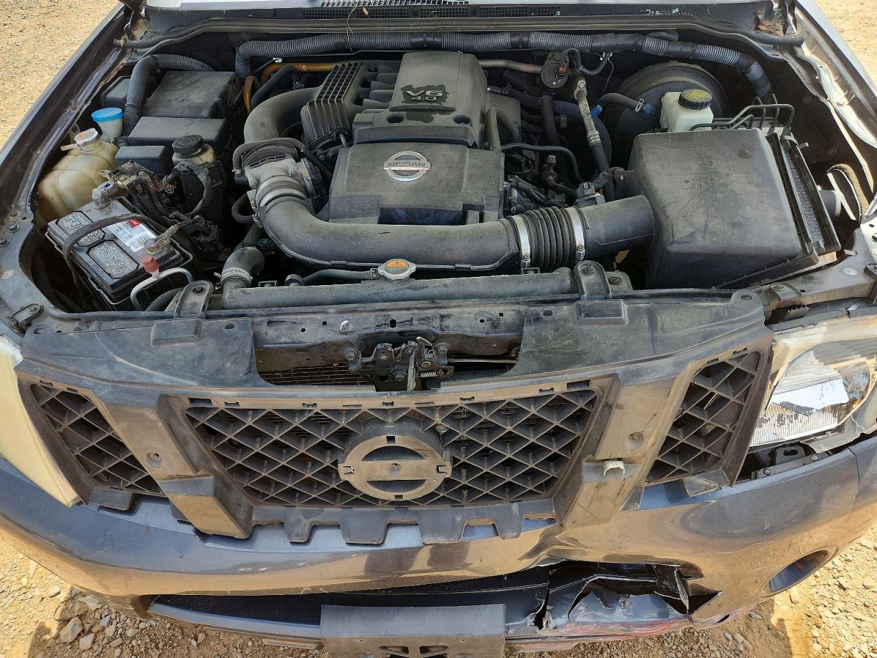 2012 NISSAN PATHFINDER S photo 34