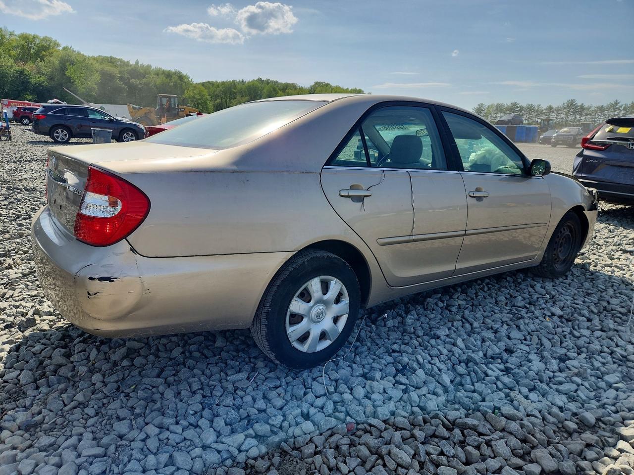 2003 TOYOTA CAMRY LE photo 7