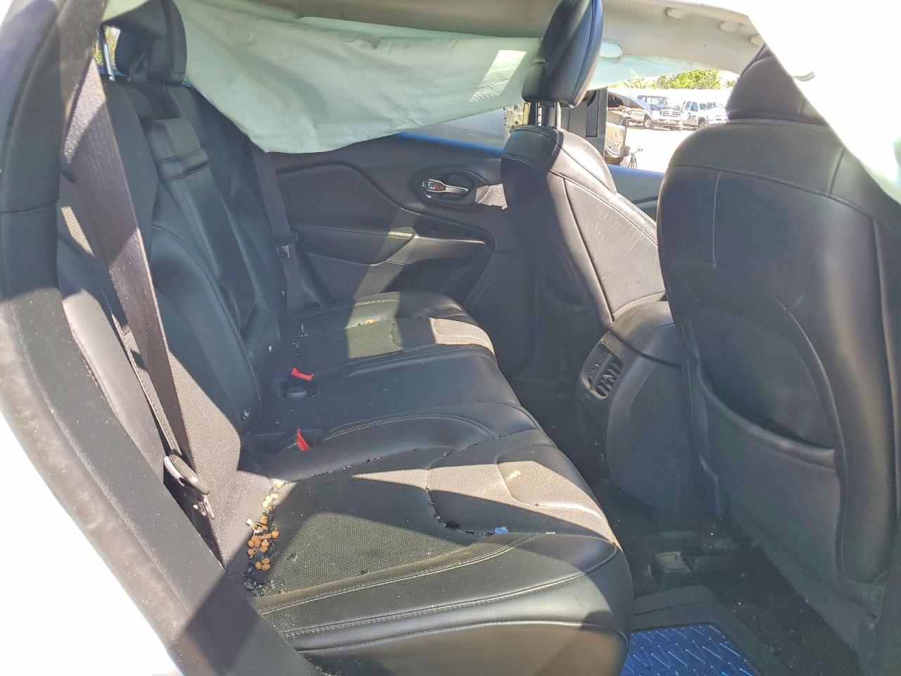 2019 JEEP CHEROKEE LIMITED photo 11
