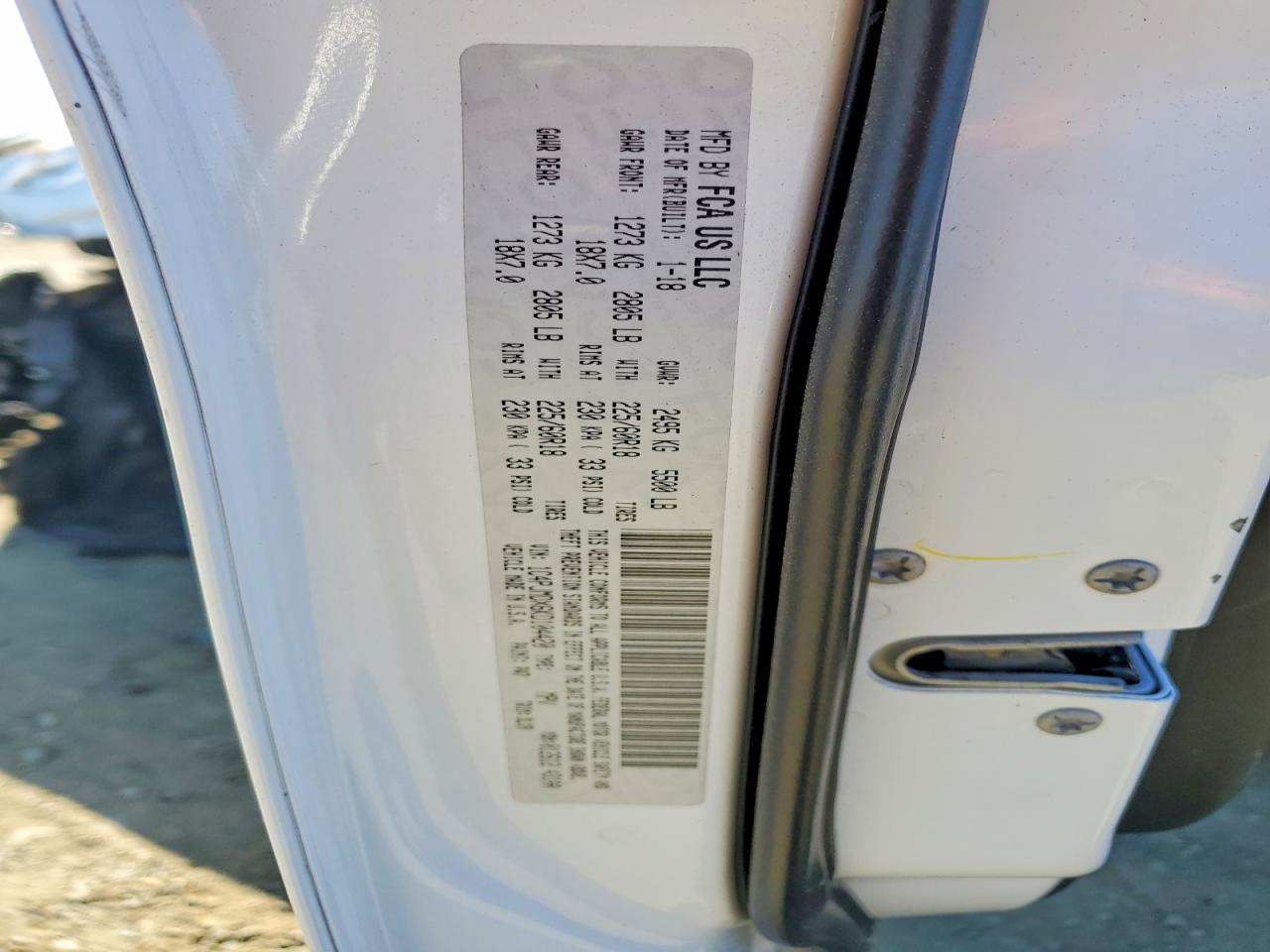 2019 JEEP CHEROKEE LIMITED photo 13