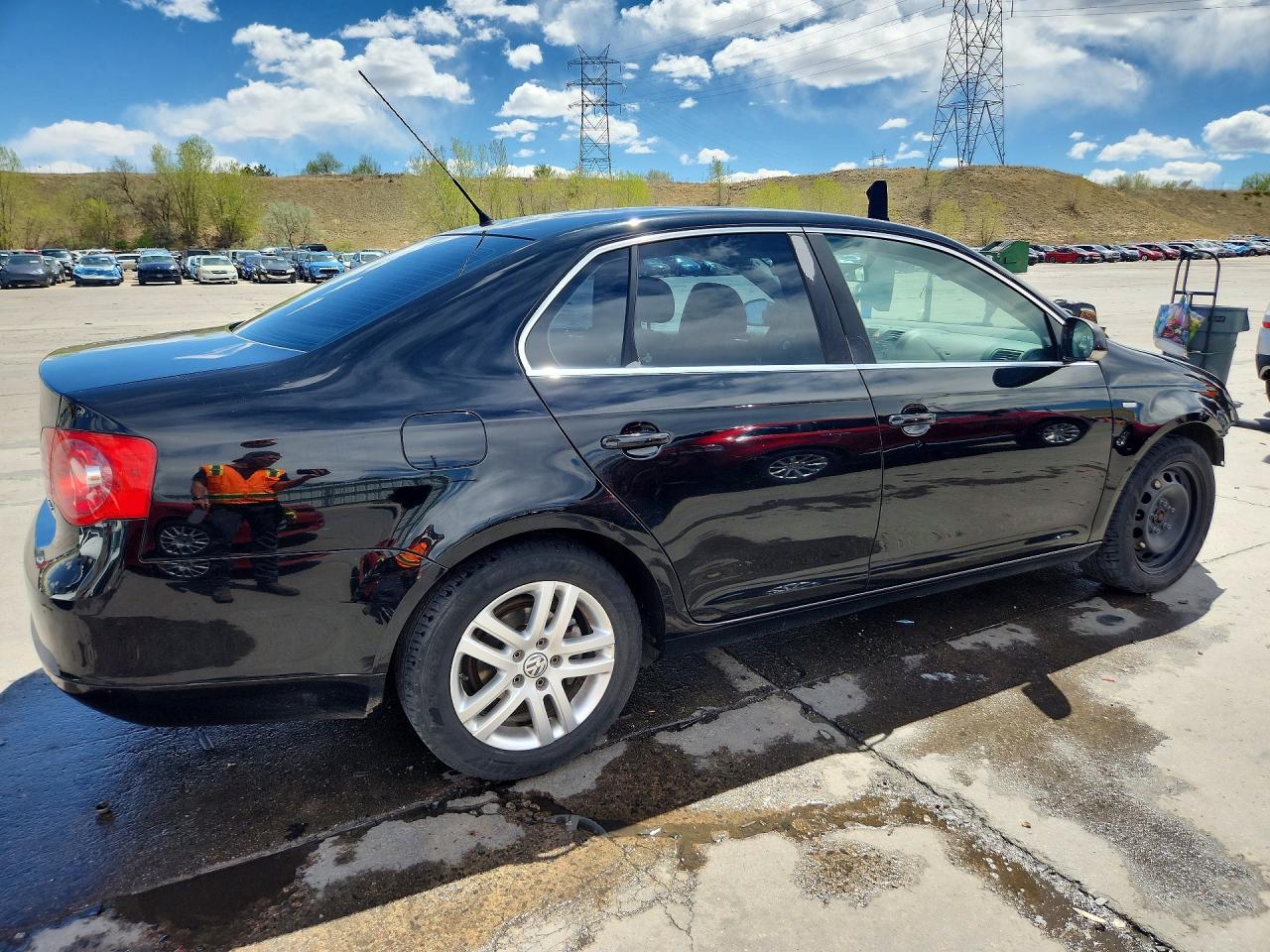2007 VOLKSWAGEN JETTA WOLFSBURG photo 3