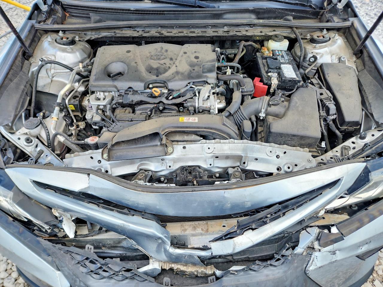 2019 TOYOTA CAMRY SE photo 21