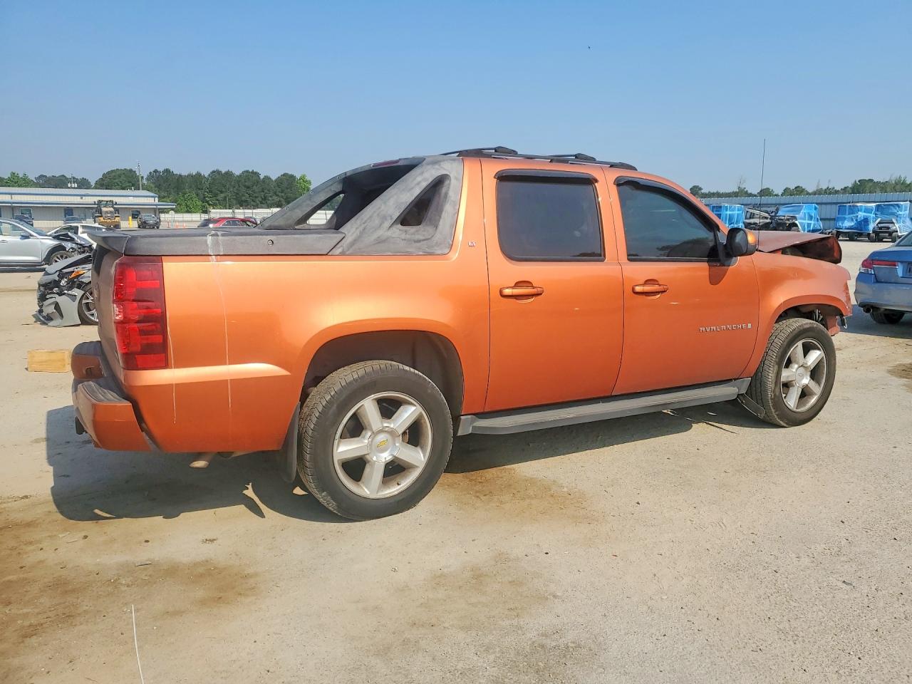 2007 CHEVROLET AVALANCHE C1500 photo 7