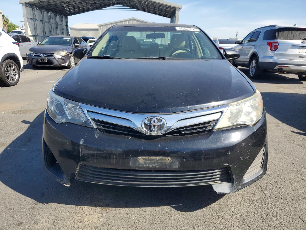 2012 TOYOTA CAMRY LE photo 5