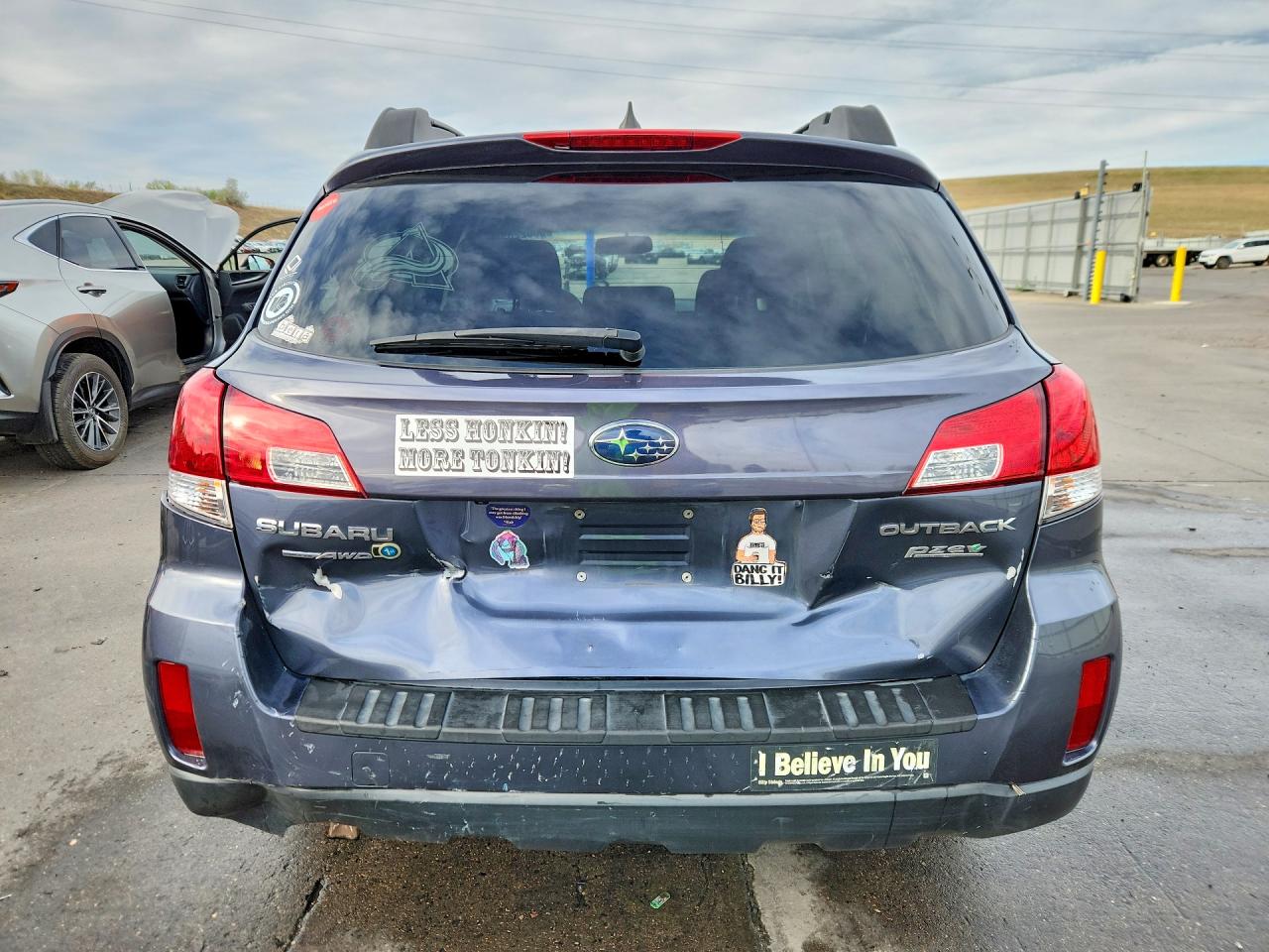 2014 SUBARU OUTBACK 2.5I PREMIUM photo 11
