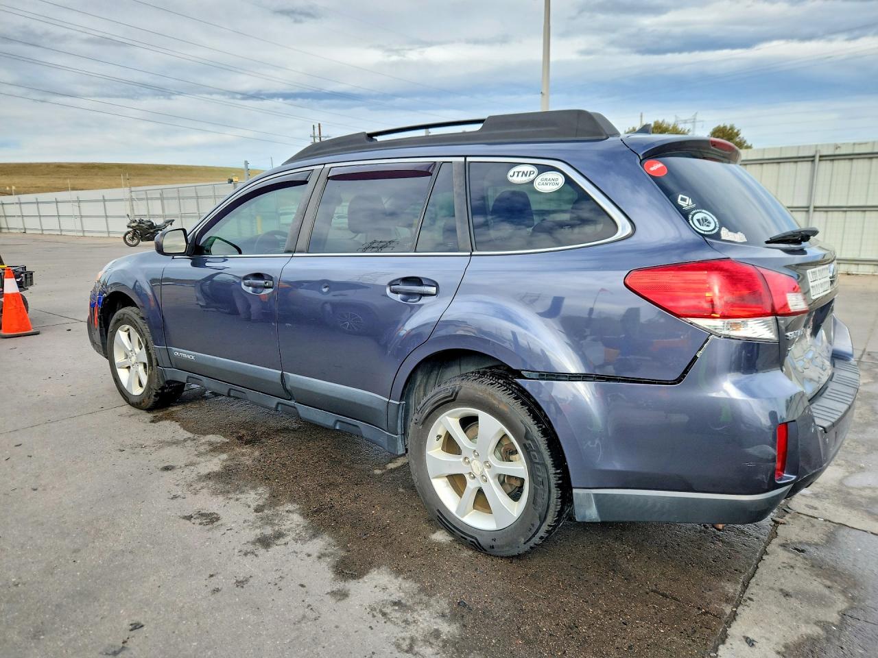 2014 SUBARU OUTBACK 2.5I PREMIUM photo 3