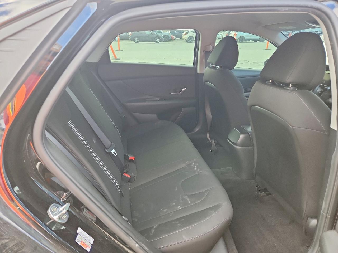 2021 HYUNDAI ELANTRA SEL photo 19