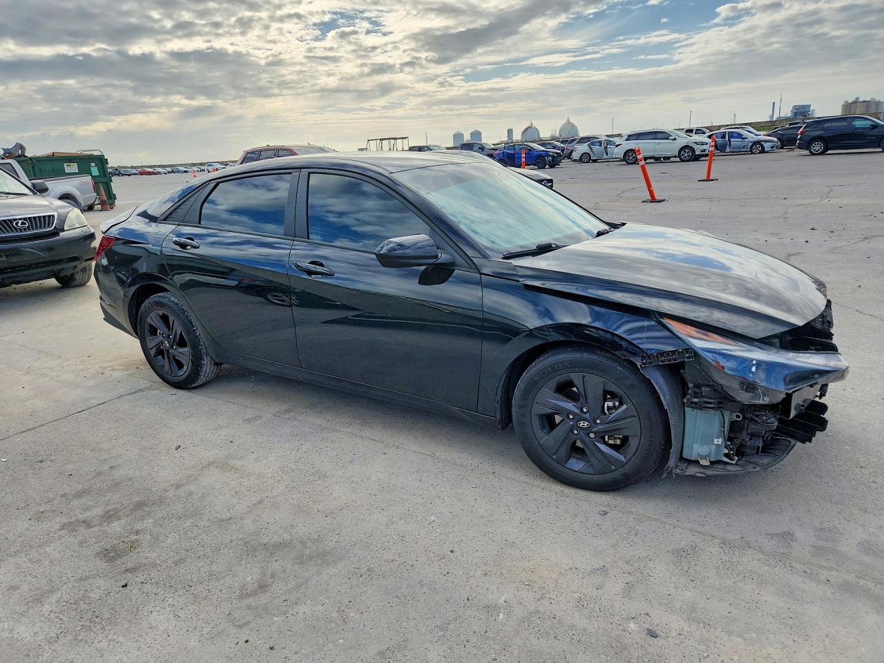 2021 HYUNDAI ELANTRA SEL photo 7