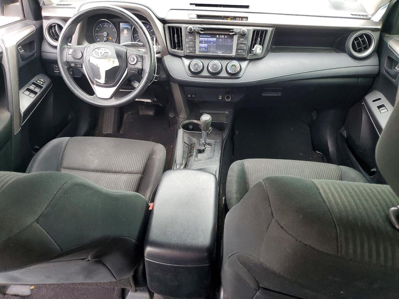 2018 TOYOTA RAV4 photo 22