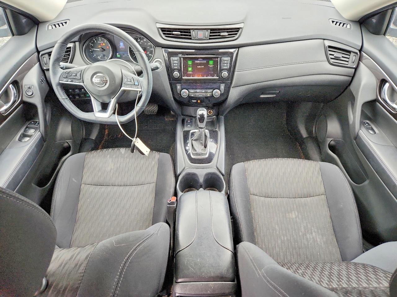 2019 NISSAN ROGUE SV photo 15