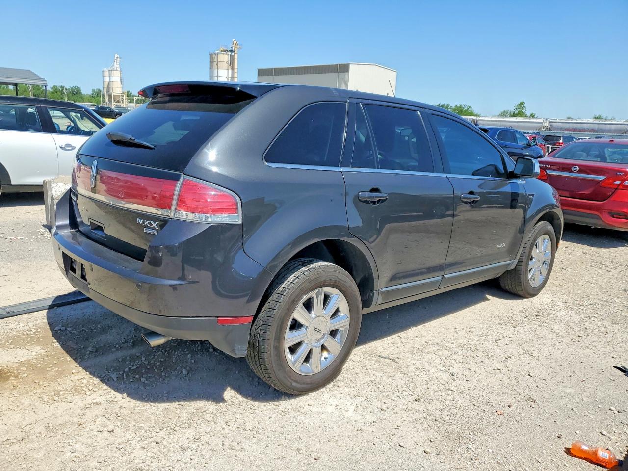 2007 LINCOLN TOWNHOUSE MKX photo 7