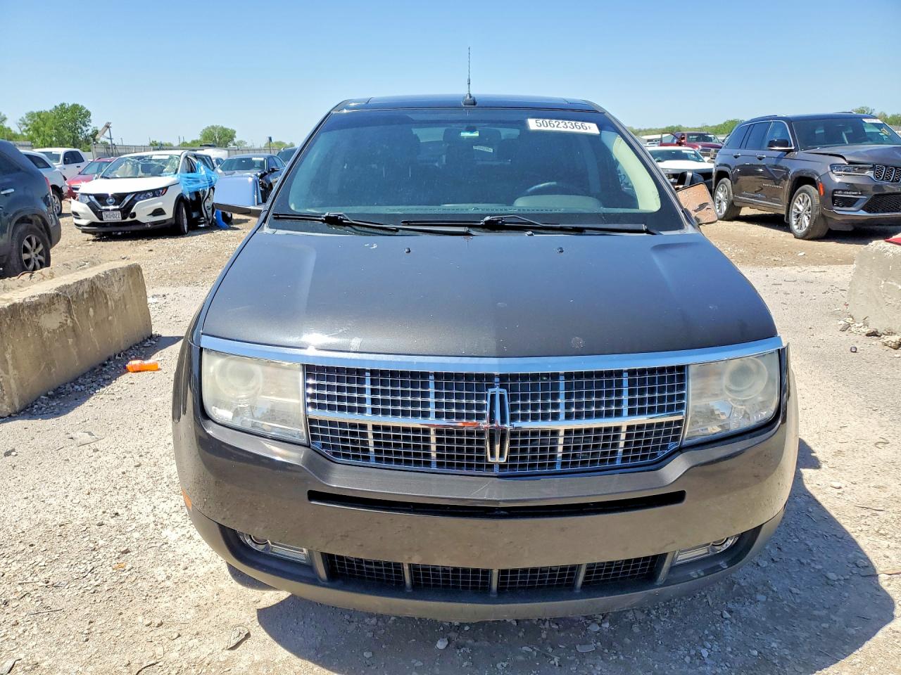 2007 LINCOLN TOWNHOUSE MKX photo 13