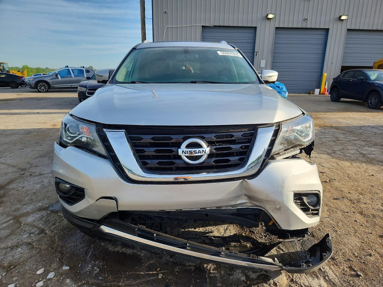 2017 NISSAN PATHFINDER SL photo 9