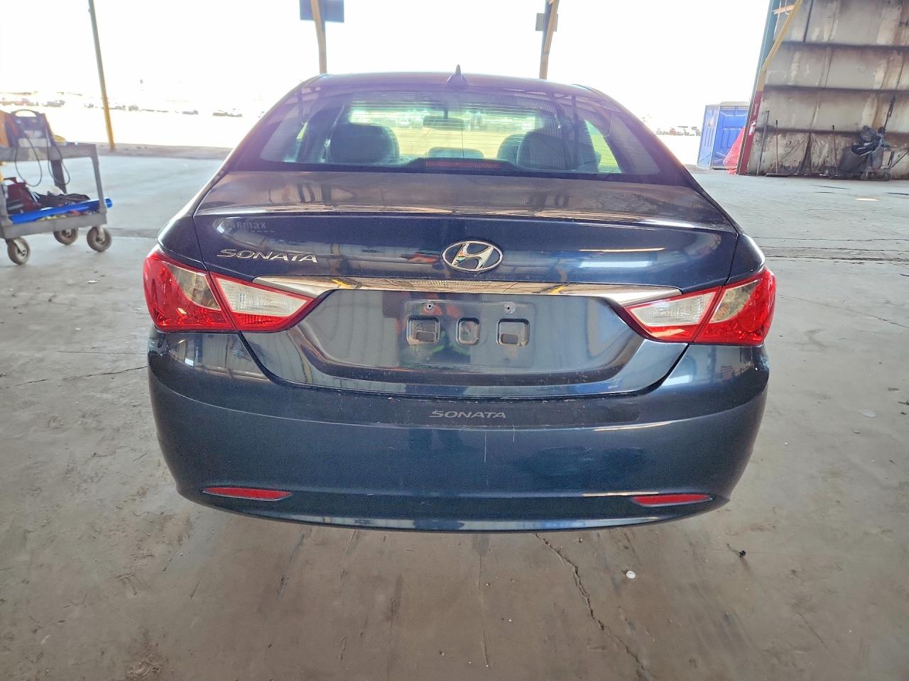 2013 HYUNDAI SONATA GLS photo 6