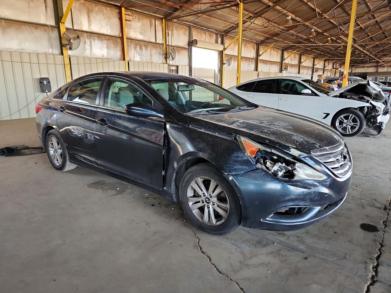 2013 HYUNDAI SONATA GLS photo 4
