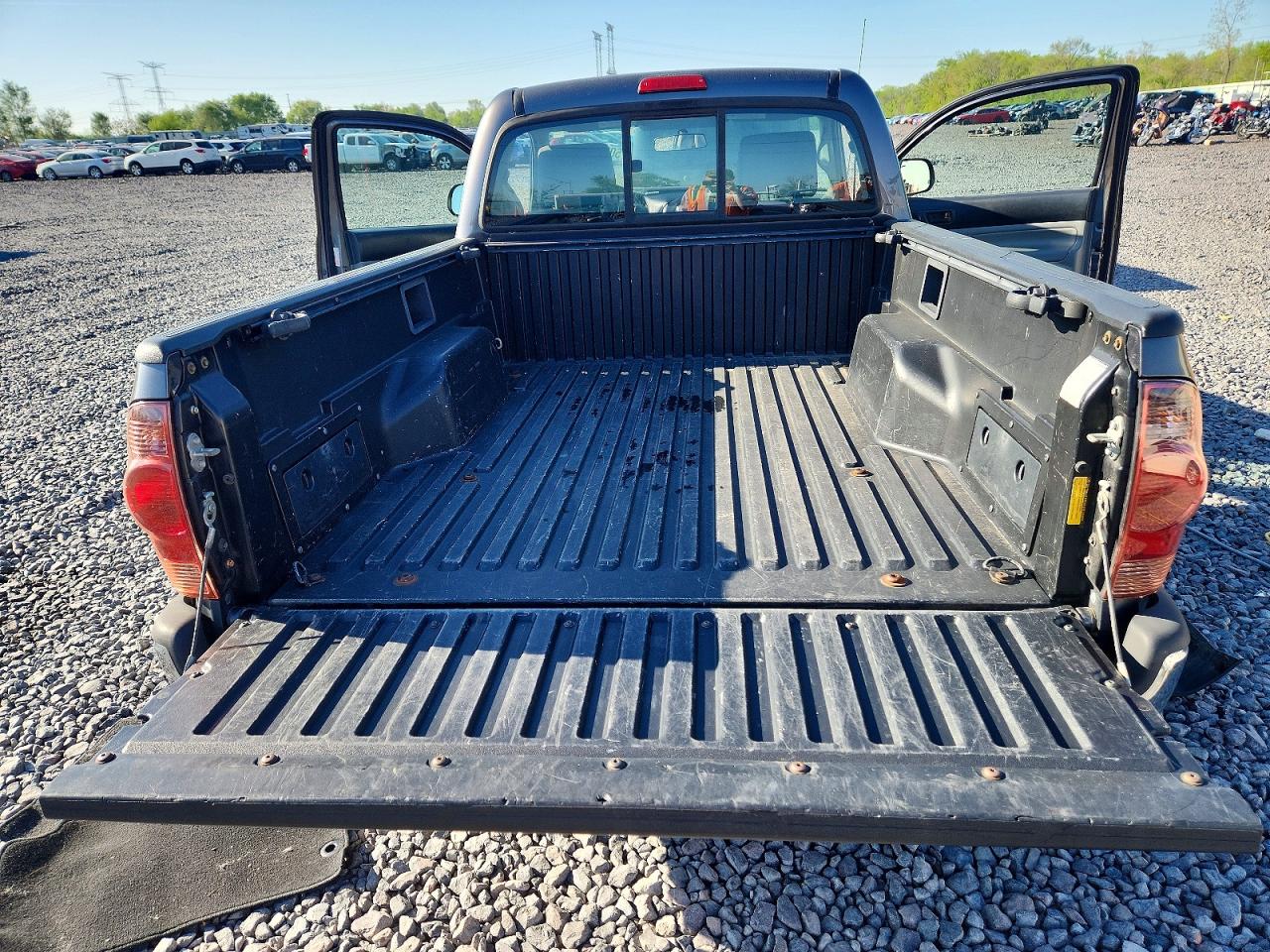 2012 TOYOTA TACOMA BASE photo 28