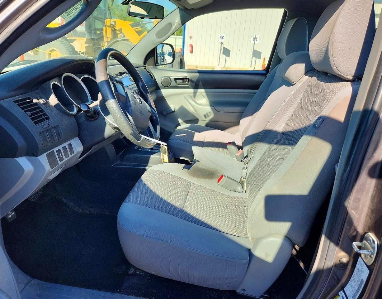 2012 TOYOTA TACOMA BASE photo 19