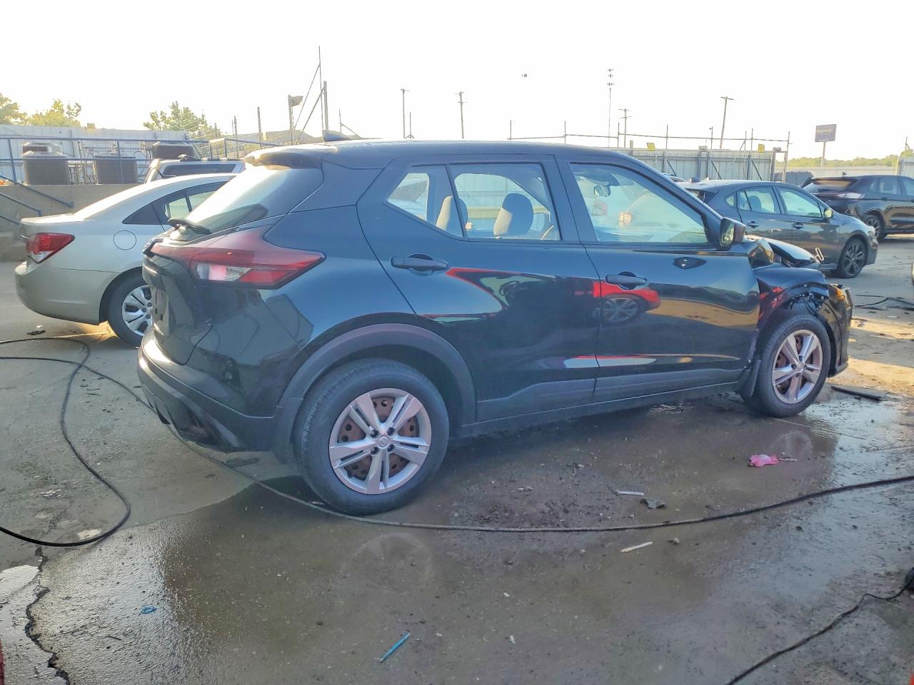 2021 NISSAN KICKS S photo 7