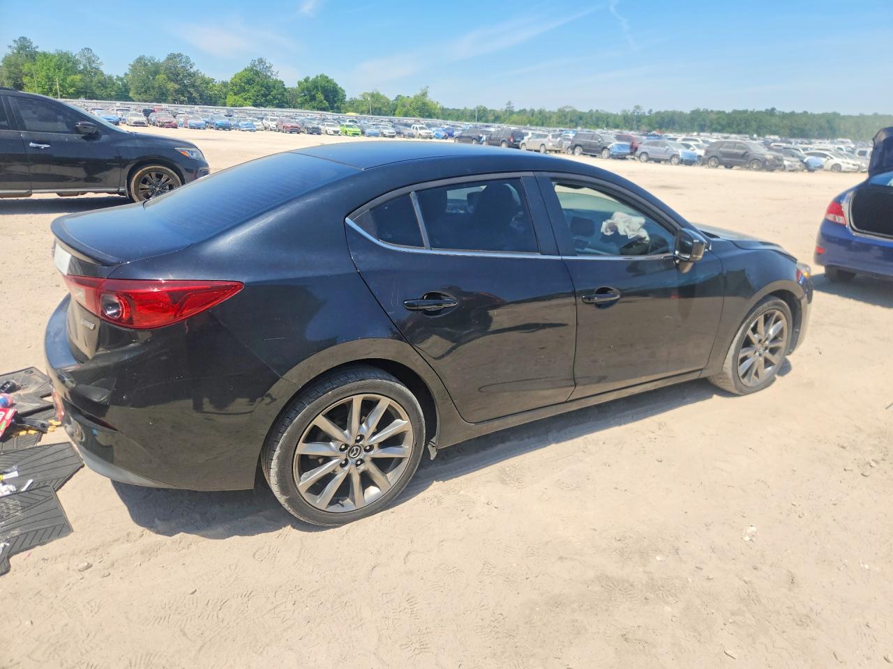 2018 MAZDA 3 TOURING photo 3