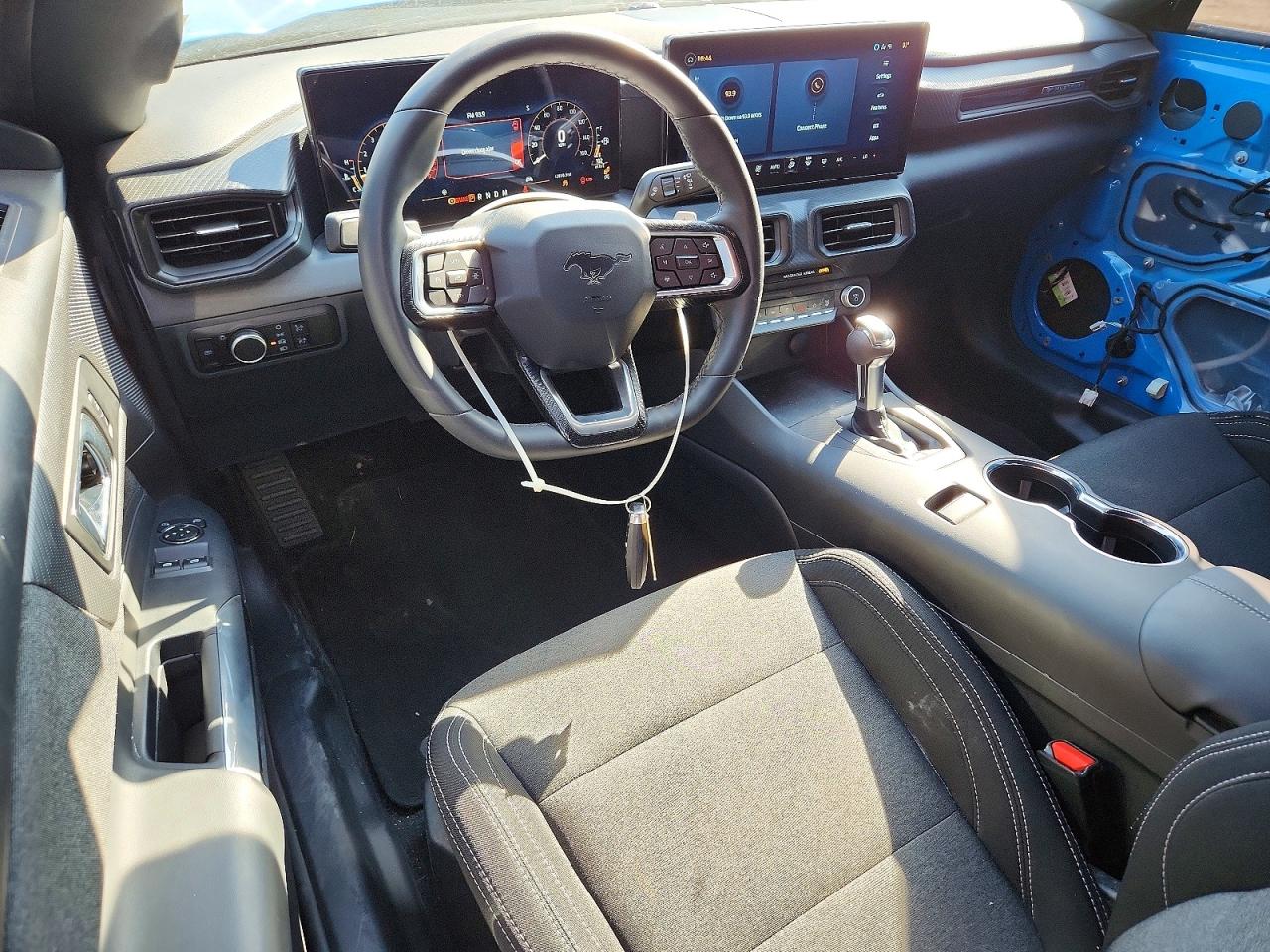 2025 FORD MUSTANG GT photo 15