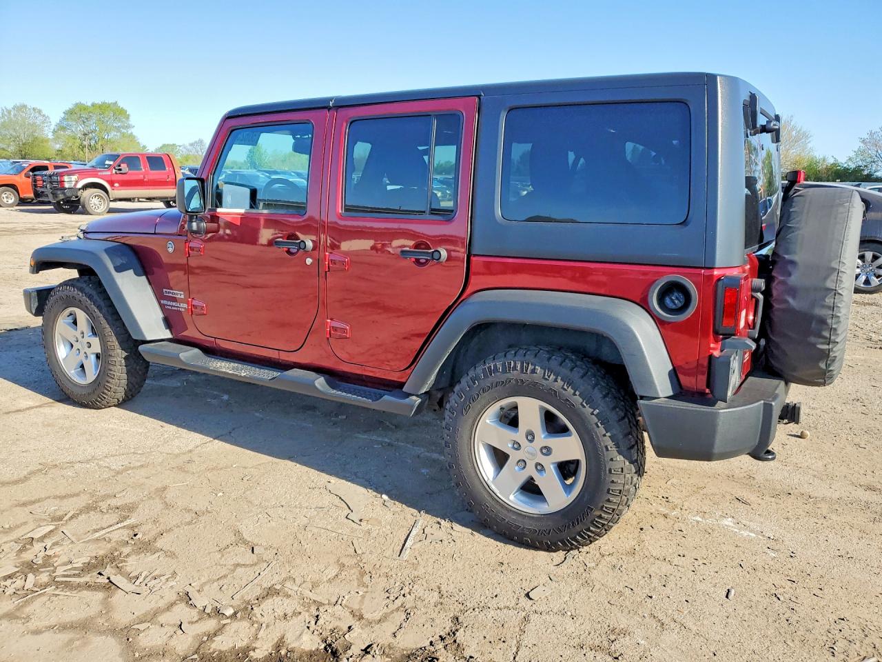 2013 JEEP WRANGLER UNLIMITED SPORT photo 4