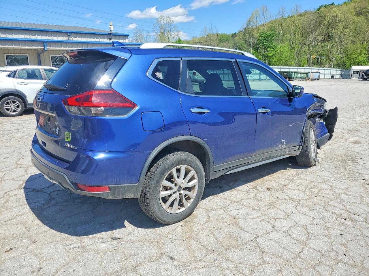 2019 NISSAN ROGUE SV photo 7