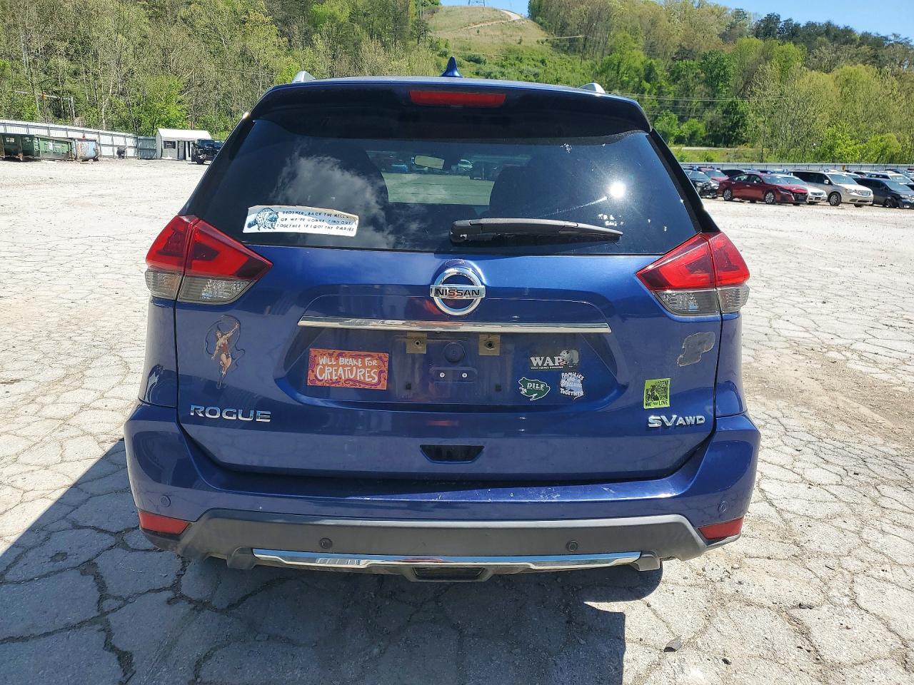 2019 NISSAN ROGUE SV photo 16