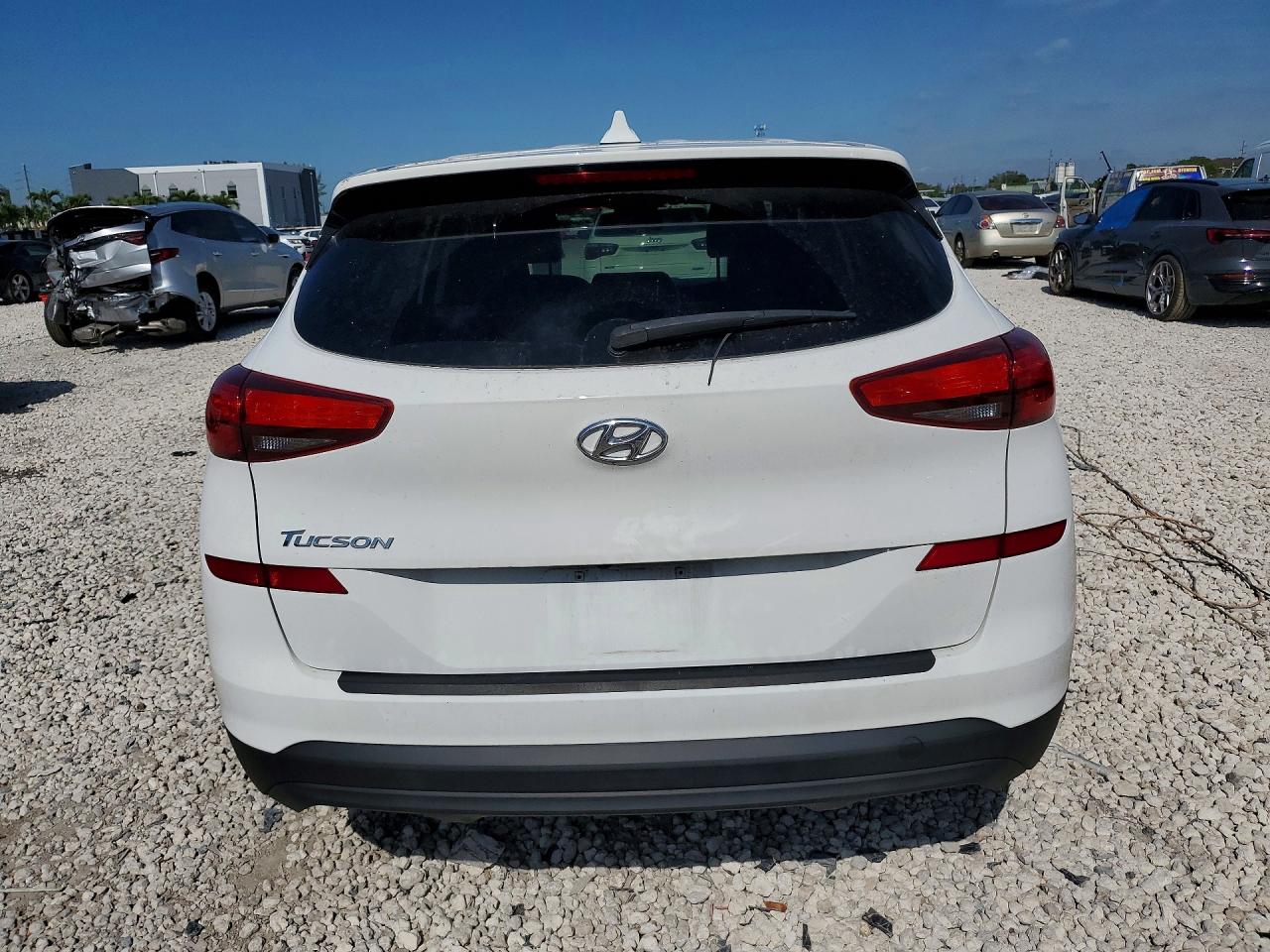 2020 HYUNDAI TUCSON SE photo 16