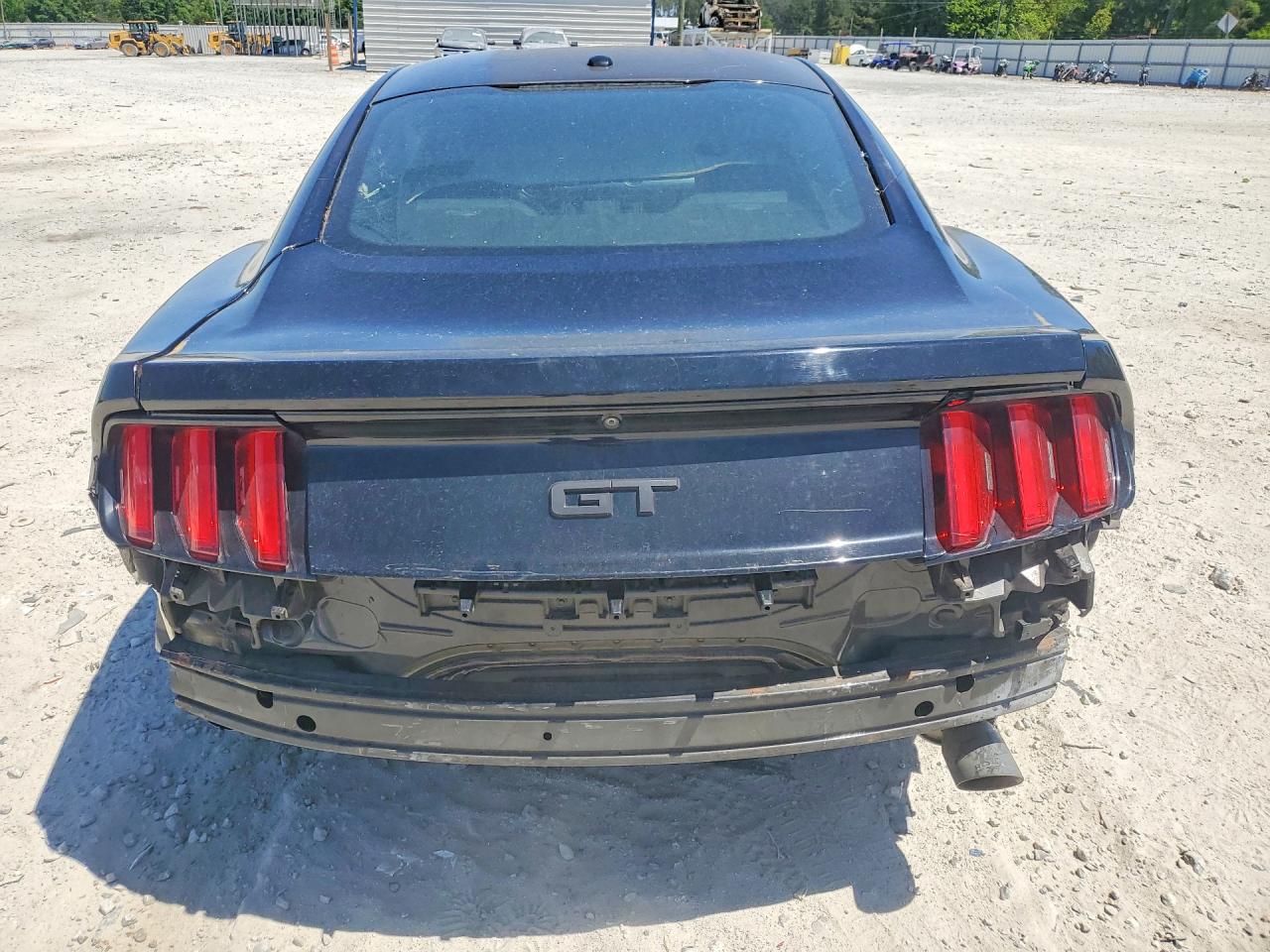 2017 FORD MUSTANG GT photo 11