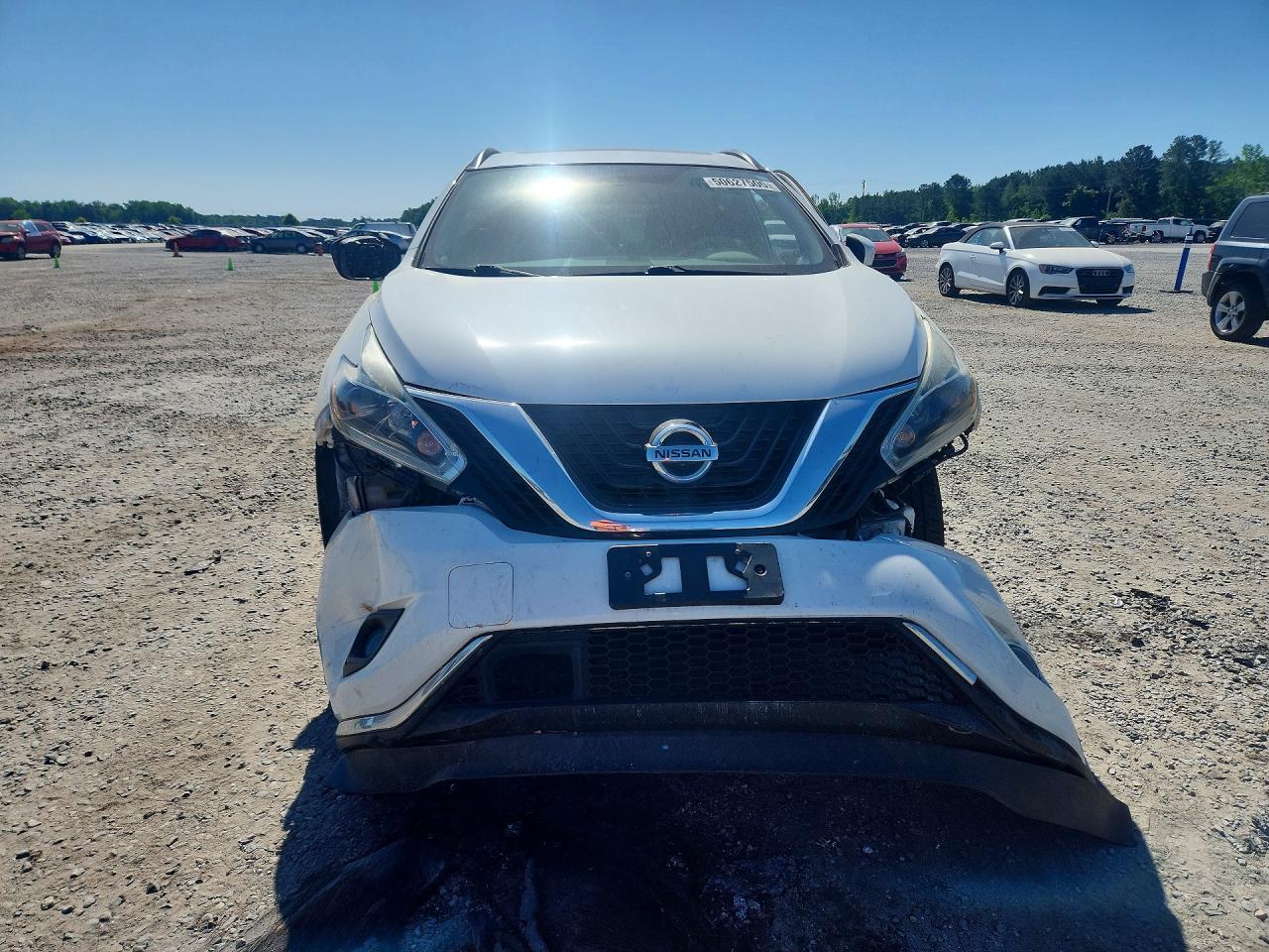 2018 NISSAN MURANO SV photo 9