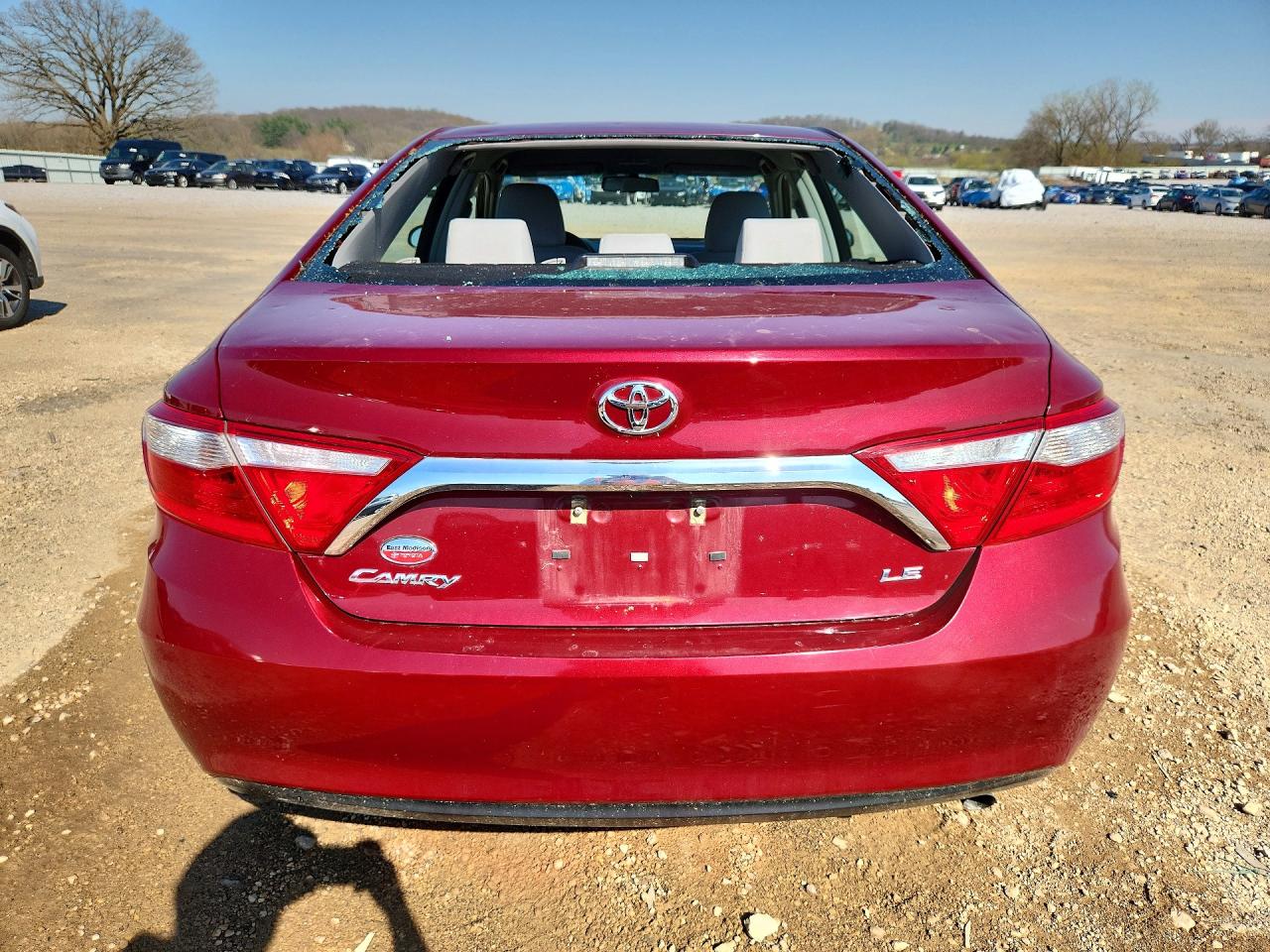 2017 TOYOTA CAMRY LE photo 16