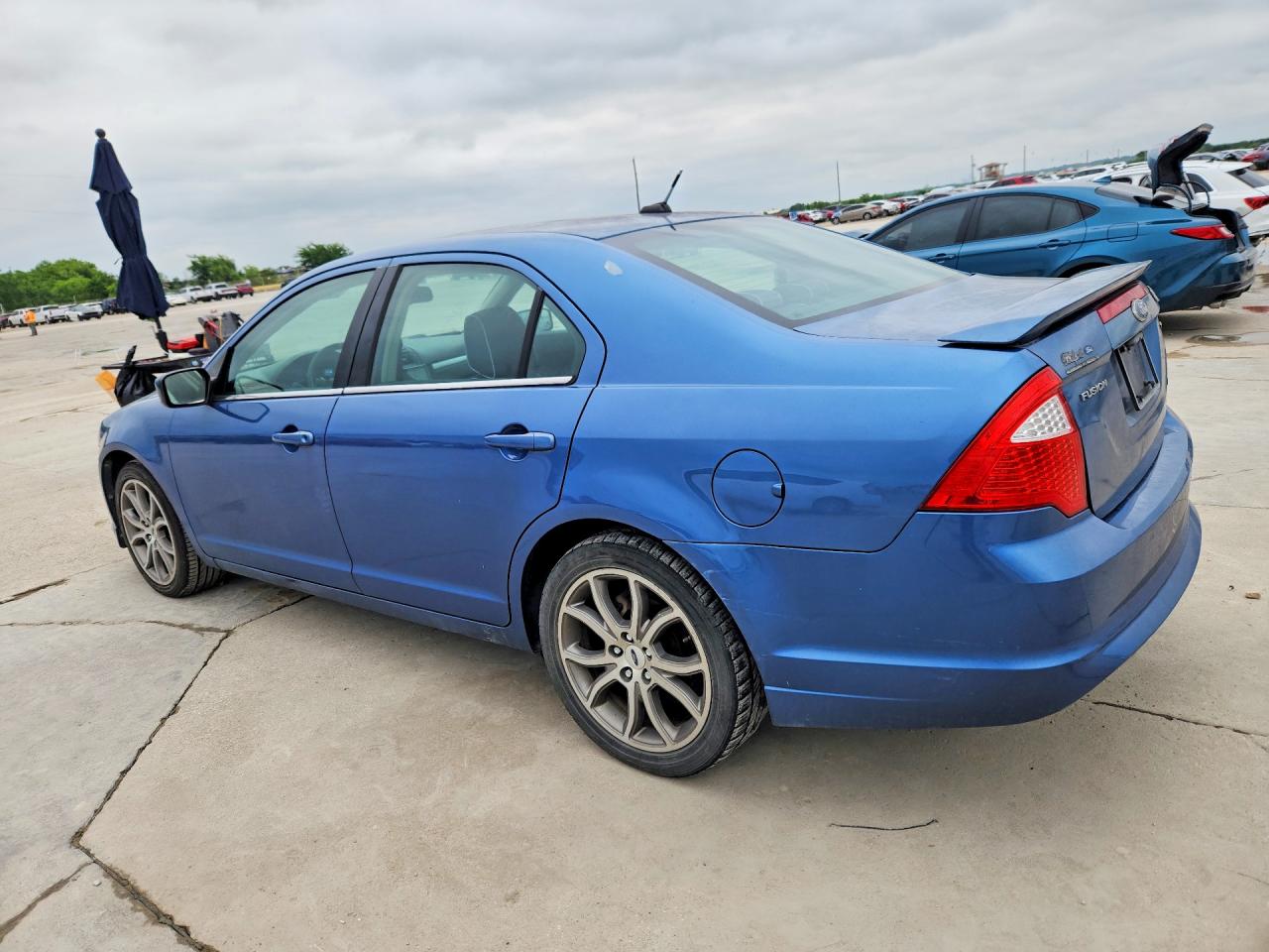 2010 FORD FUSION SE photo 3