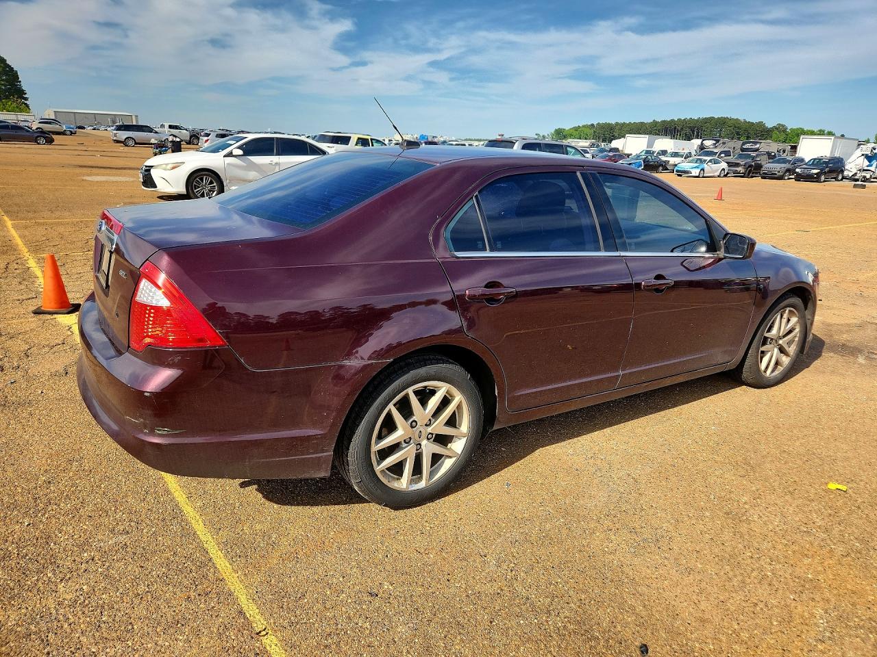 2011 FORD FUSION SEL photo 3