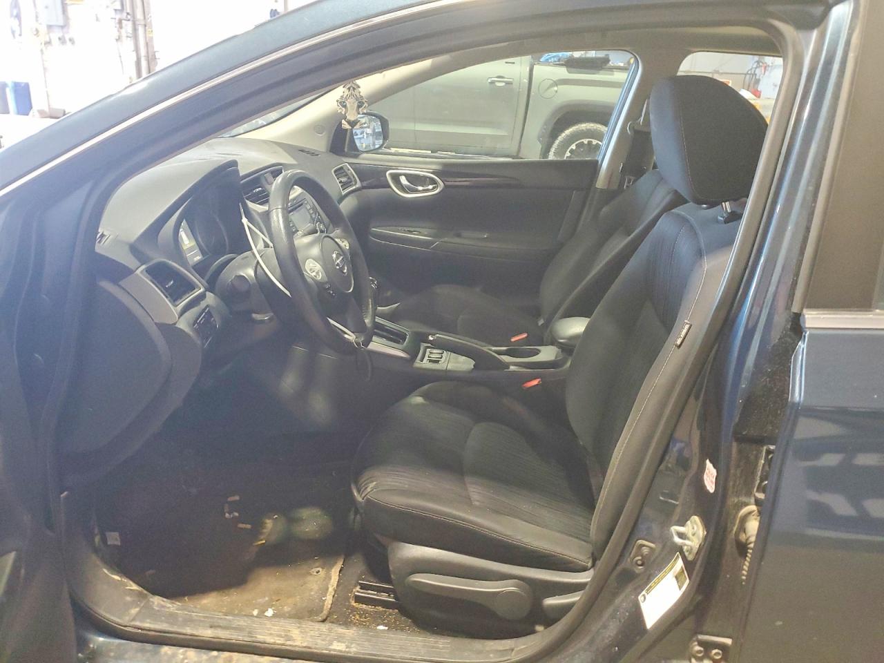 2018 NISSAN SENTRA S photo 13