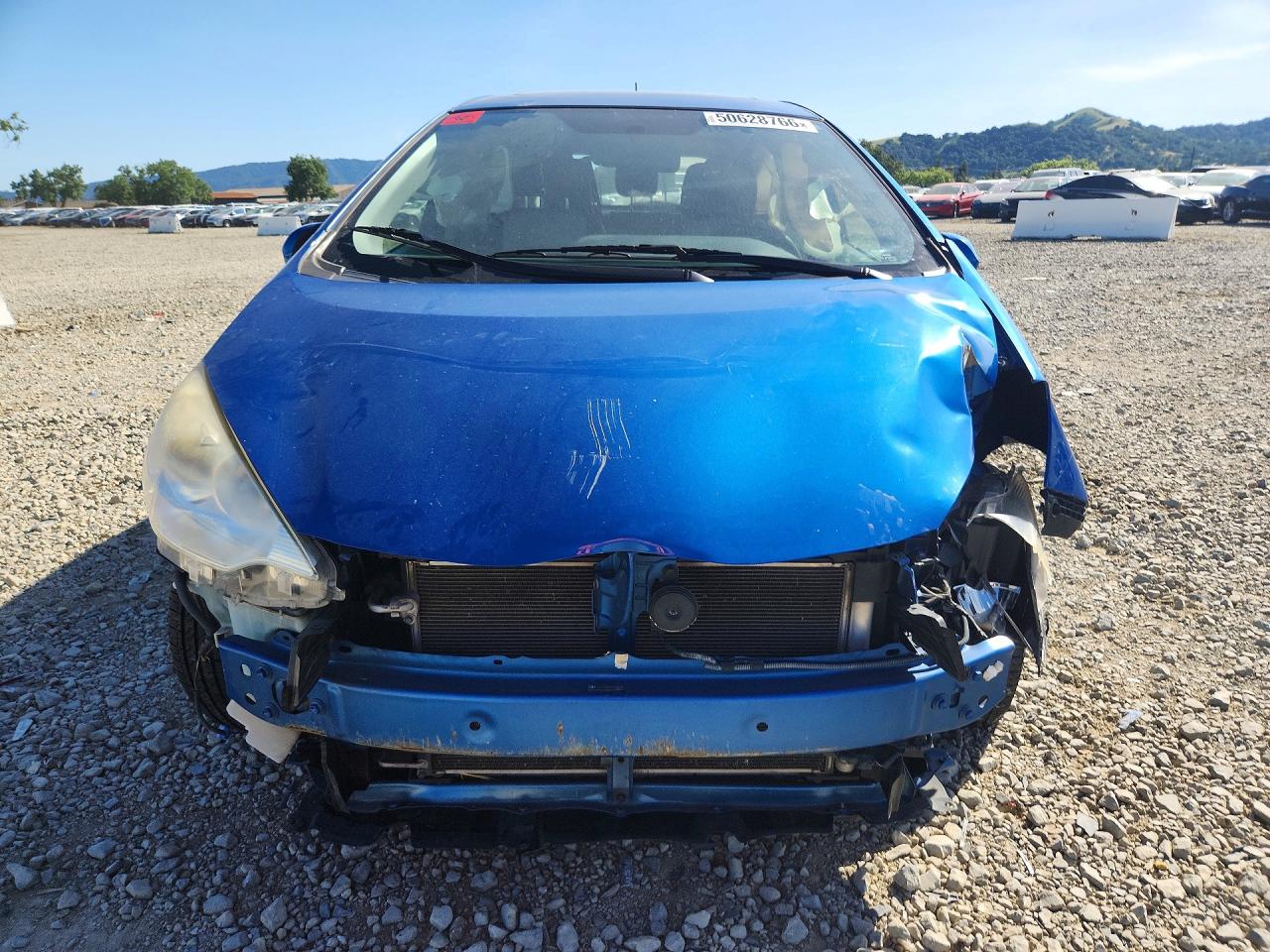 2012 TOYOTA PRIUS C THREE photo 13