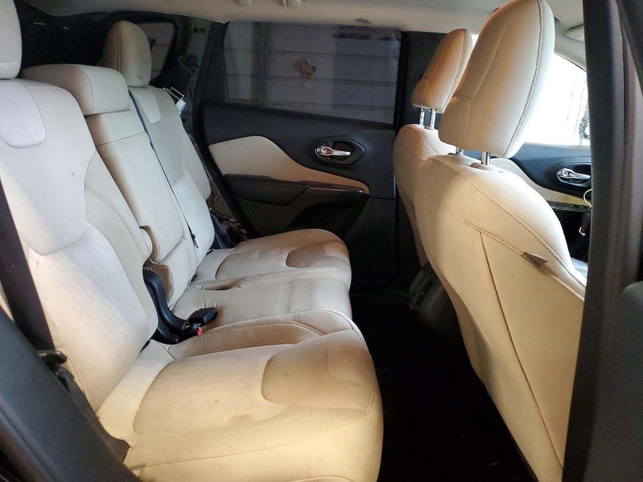 2016 JEEP CHEROKEE SPORT photo 21