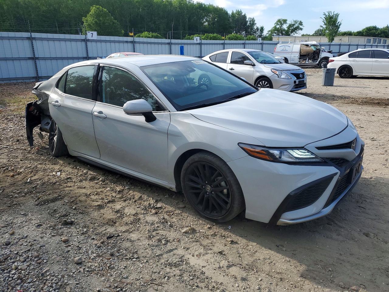 2024 TOYOTA CAMRY XSE photo 7