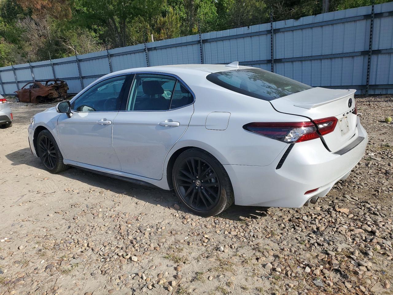 2024 TOYOTA CAMRY XSE photo 3