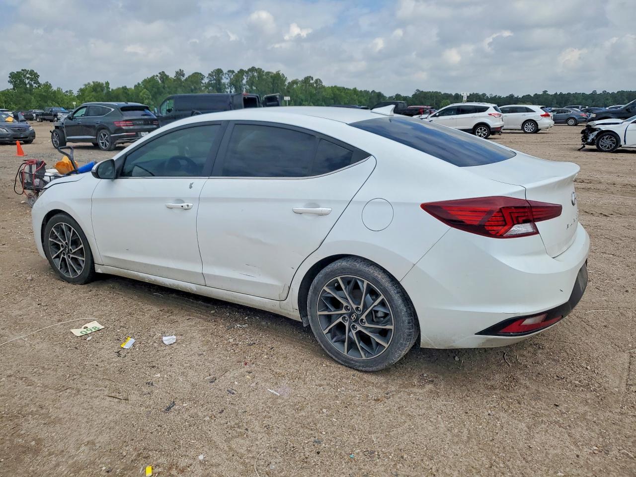 2019 HYUNDAI ELANTRA LIMITED photo 4