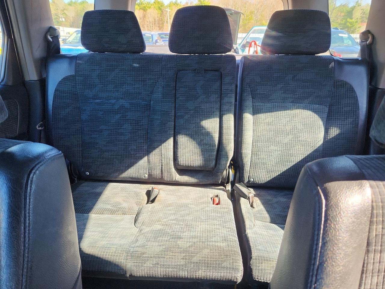 2004 HONDA CR-V LX photo 10