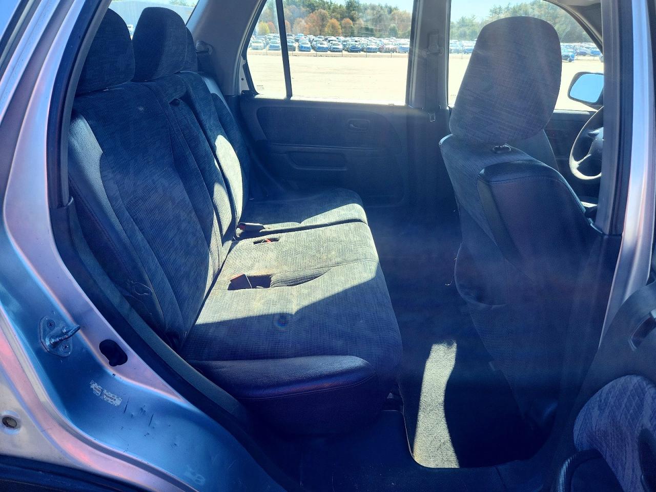 2004 HONDA CR-V LX photo 11