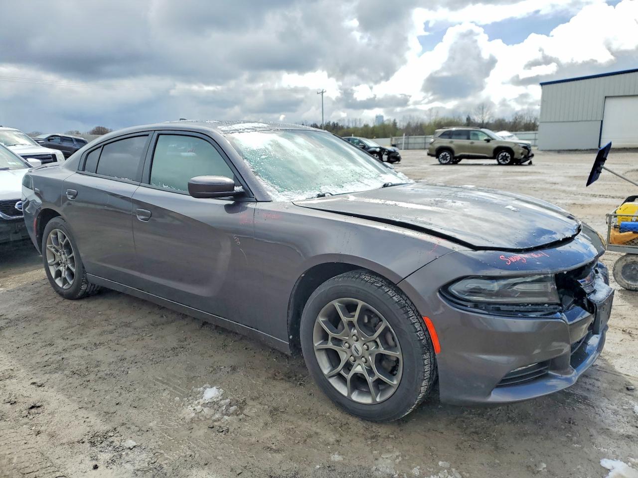 2017 DODGE CHARGER SXT photo 4