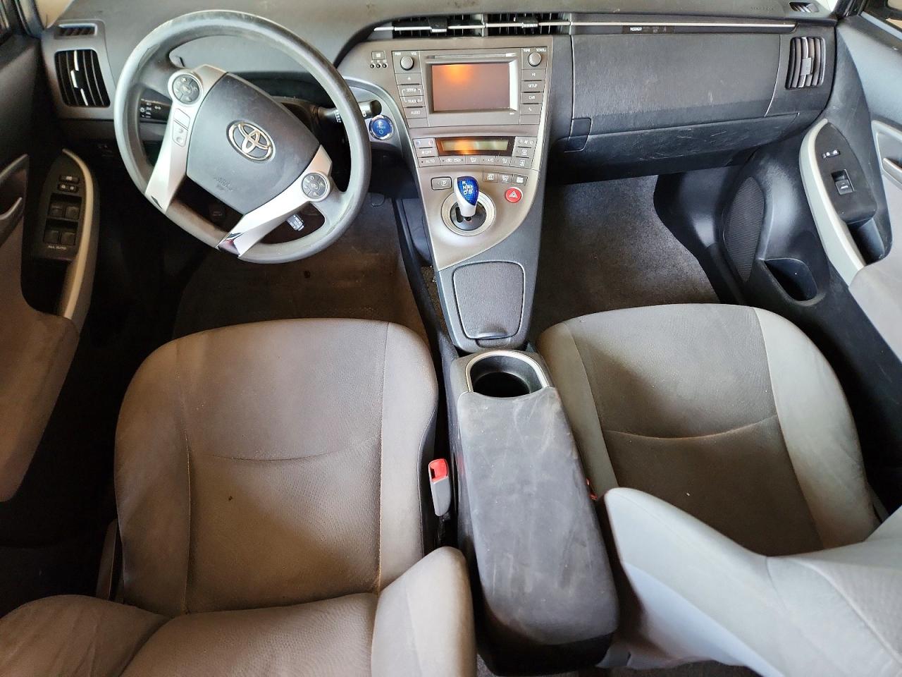2012 TOYOTA PRIUS TWO photo 8