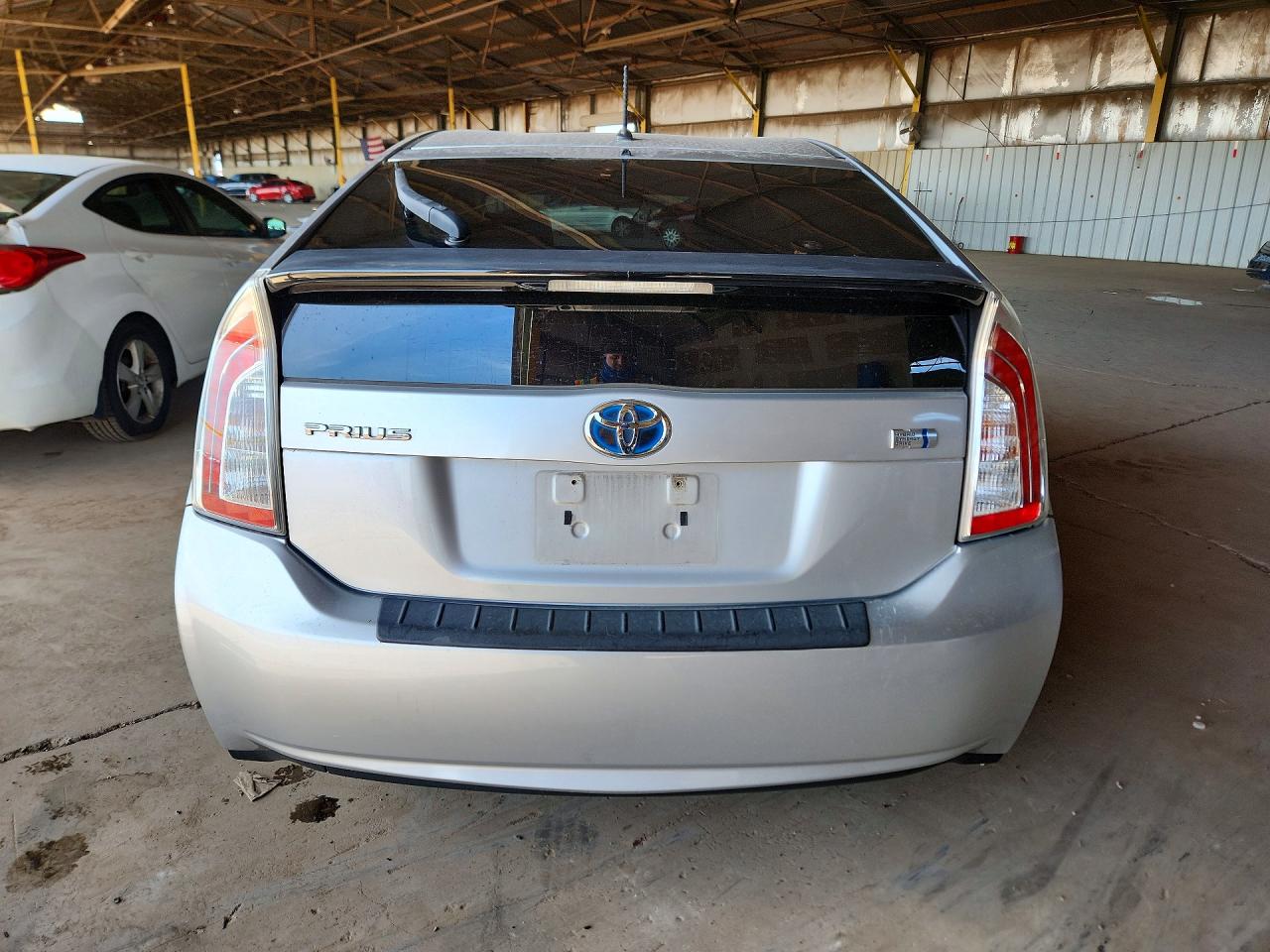 2012 TOYOTA PRIUS TWO photo 6